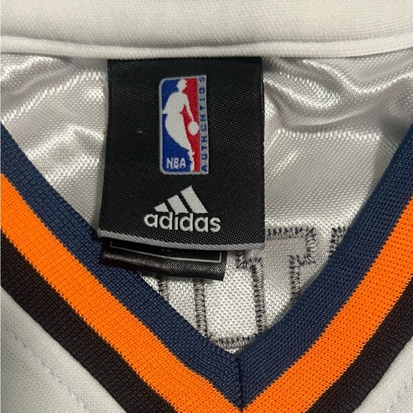 Adidas NBA New York Knicks Anthony Jersey - Picture 9 of 10